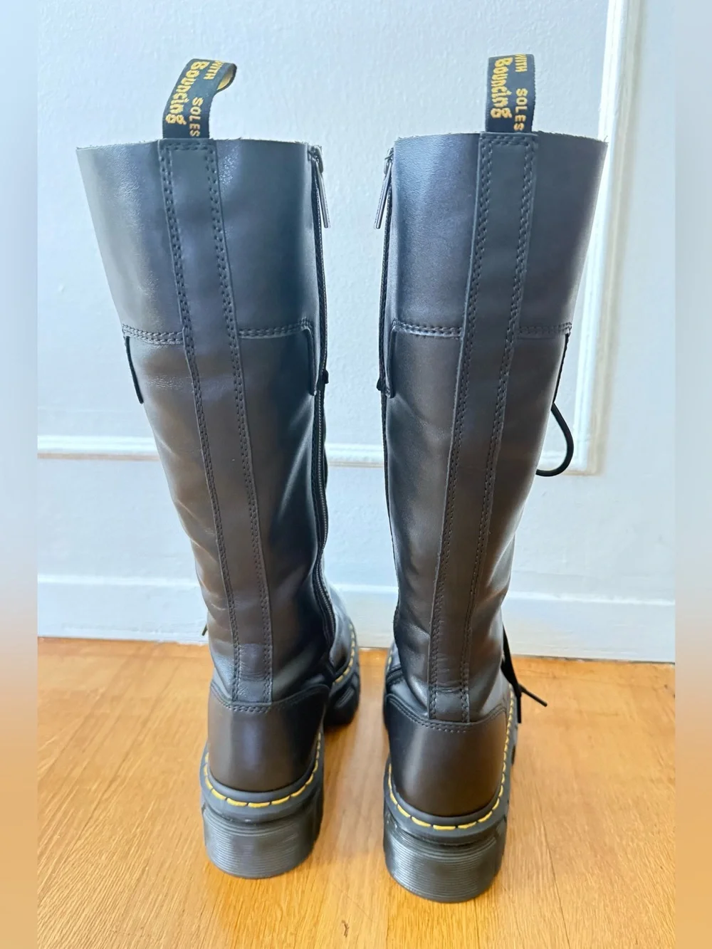Dr. Martens Audrick 20-Eye Nappa Lux Platform Boots - EU 38
